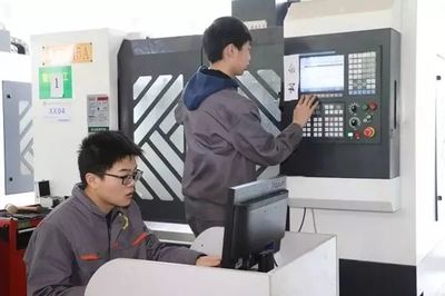 以技術服務為引擎，提升加工制造技能水平，賦能現代制造業高質量發展