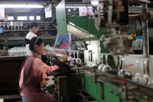 拼多多新品牌計劃探秘 從三禾到JVC，技術(shù)驅(qū)動下的“山寨消滅者”之路
